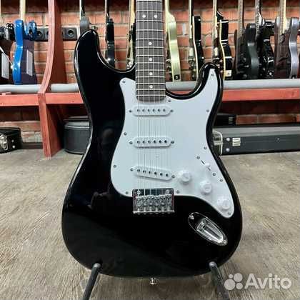 Электрогитара Fender Squier + Аксессуары