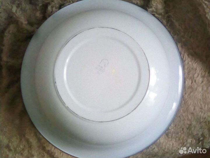 Таз эмалированный