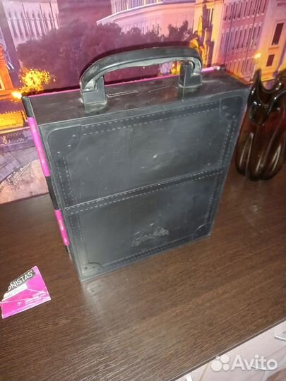 Шкаф для одежды для Barbie. Оригинал