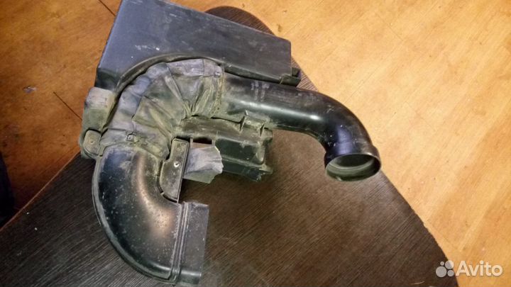 Резонатор воздушного фильтра hyundai solaris1