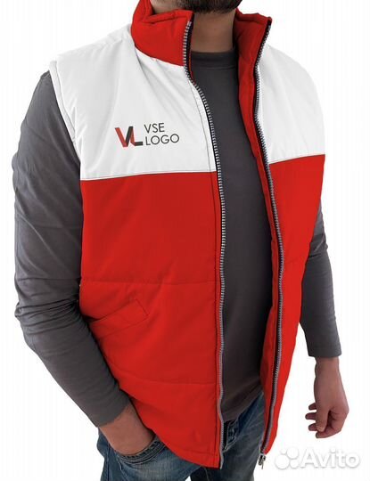Пошив жилетов с лого на заказ. Любой размер