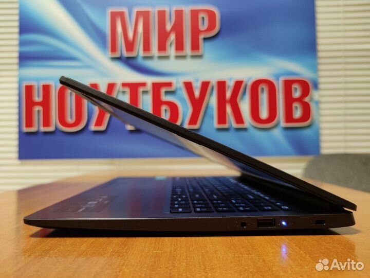 Игровой ноутбук / Acer / как новый / 2021год