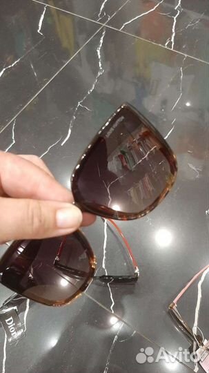 Солнцезащитные очки женские