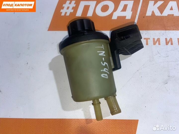 Бачок гидроусилителя Volvo S60 2011