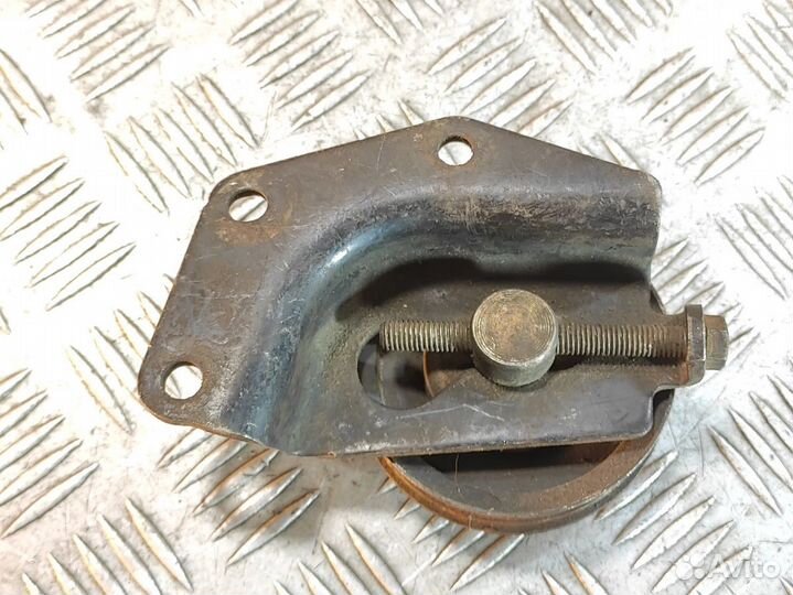 Кронштейн другой Nissan Pathfinder r51