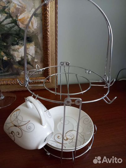 Посуда столовая и кухонные принадлежности