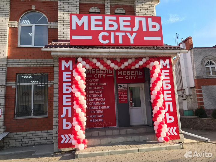 Продавец консультант в магазин мебели