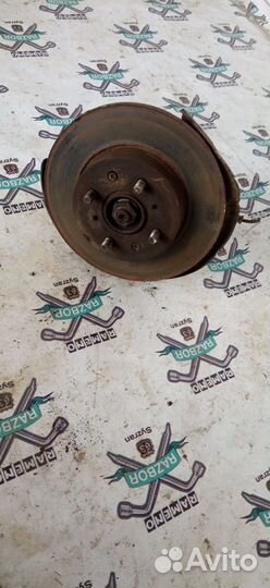 Кулак передний правый Ровер 200