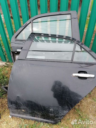 Дверь от geely mk