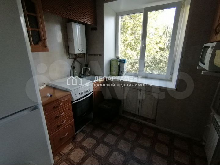 2-к. квартира, 49 м², 2/5 эт.