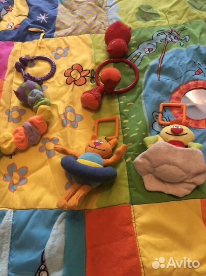 Развивающий коврик