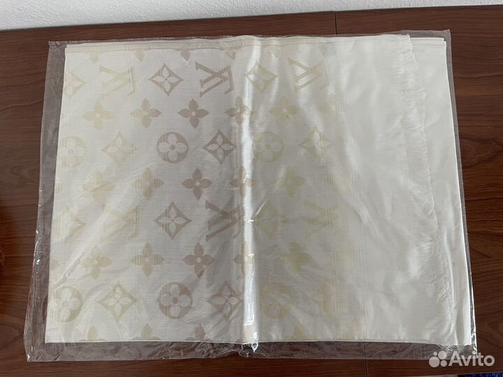 Палантин Louis Vuitton