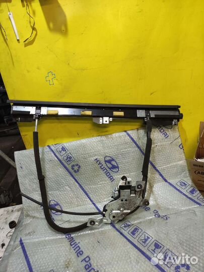 Солнцезащитная шторка задняя левая Hyundai equus