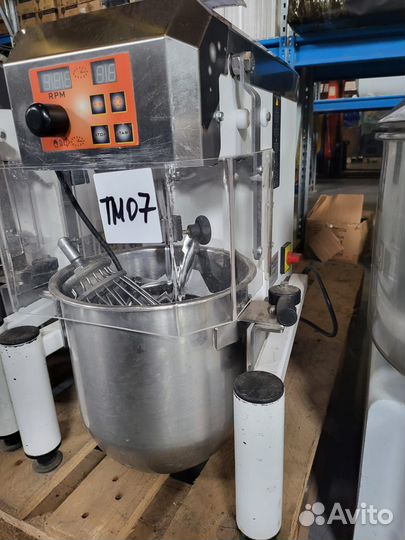 Миксер планетарный conti PL1610B