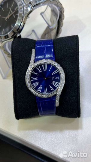 Серебренные часы