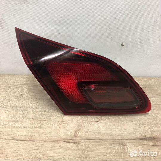 Фонарь в крышку багажника Астра j