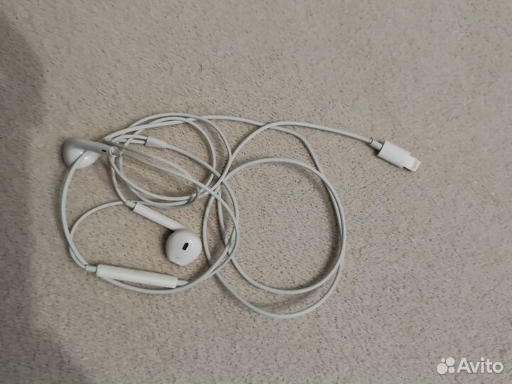 Наушники apple earpods lightning