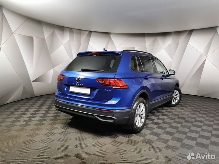 Volkswagen Tiguan 1.4 AMT, 2021, 69 370 км