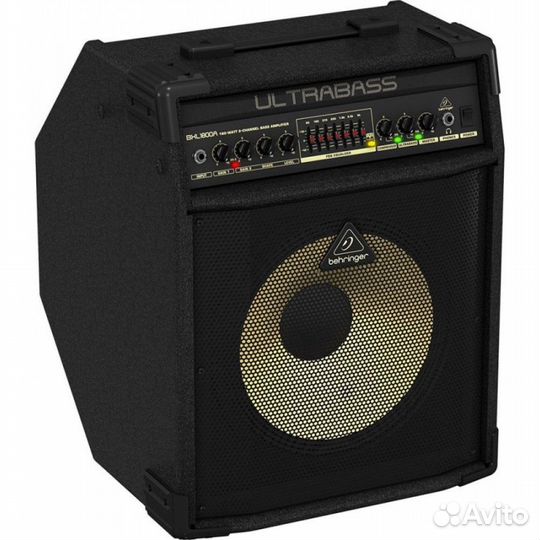 Басовый комбоусилитель