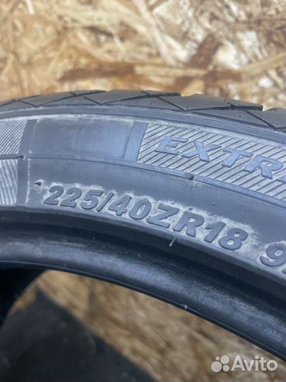 Charmhoo Sports T1 225/40 R18 92W