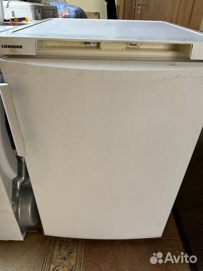 На запчасти Морозильная камера liebherr