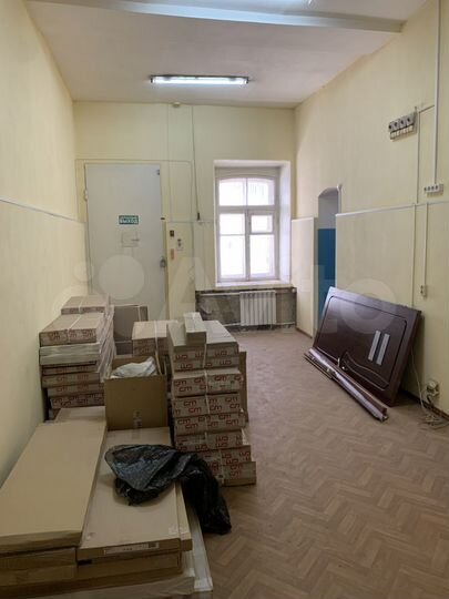 Офис в центре города, 228.6 м²