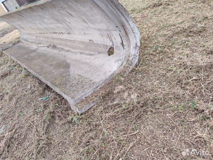 Лоток бетонный бу