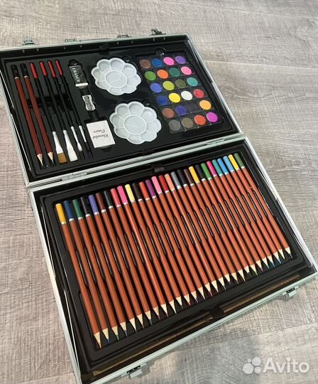 Набор для рисования и творчества в чемоданчике