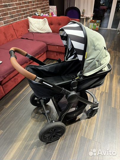 Коляска Happy baby mommer