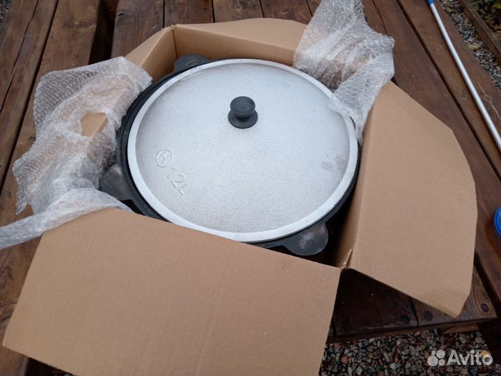 Казан чугунный 12 литров с печкой