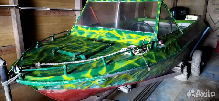 Моторная лодка Крым с мотором Yamaha30