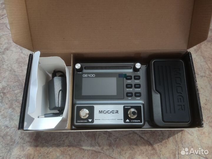 Новый процессор для электрогитары Mooer GE100