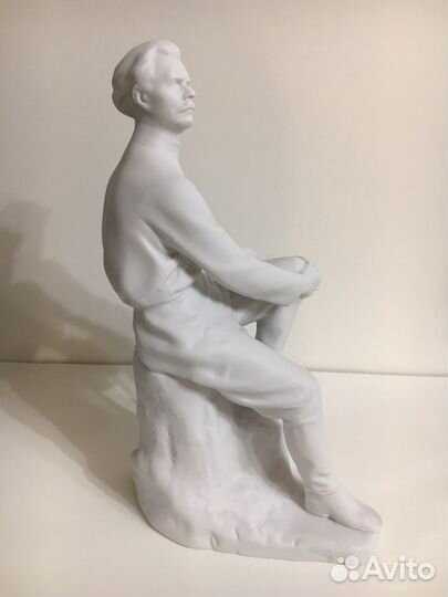 Статуэтка фарфоровая лфз, бисквит, СССР. Горький М