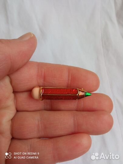 Брошь Новая