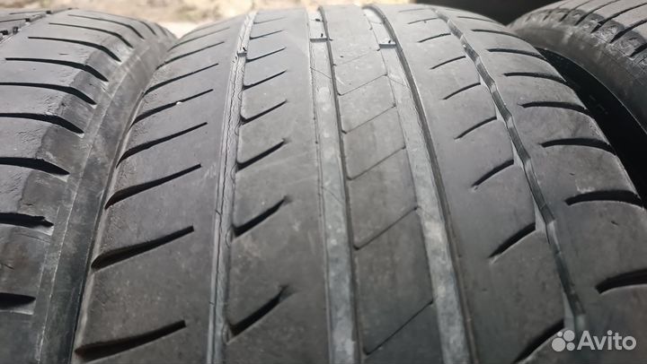 Michelin Primacy HP 215/55 R17