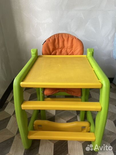 Стульчик для кормления трансформер