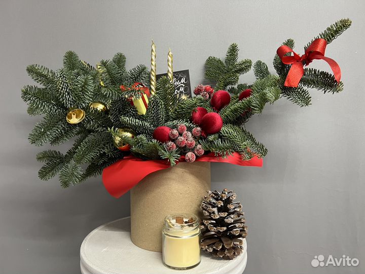 Новогодняя композиция из нобилиса