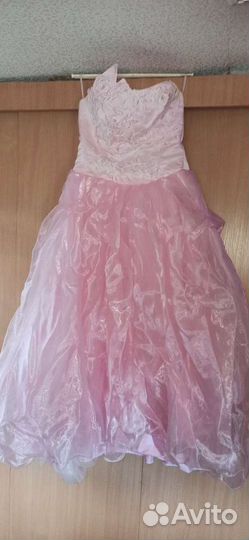 Вечернее платье