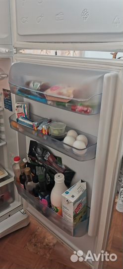 Холодильник indesit