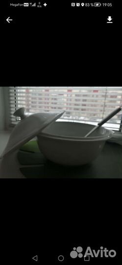 Фарфоровая супница