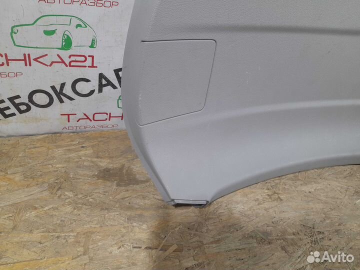 Обшивка крышки багажника BMW X4 F26 (2014-2018)