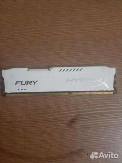 Оперативная память Kingston HyperX fury White Seri