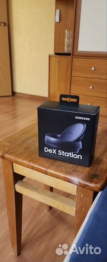 Мультимедиа док-станция Samsung DeX Station