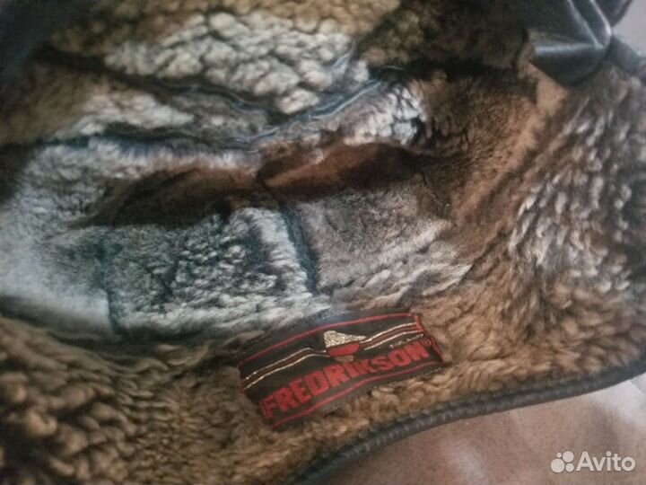 Мужская кожаная кепка