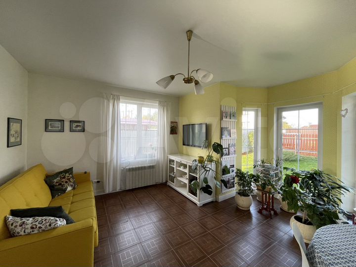 Дом 101 м² на участке 9 сот.