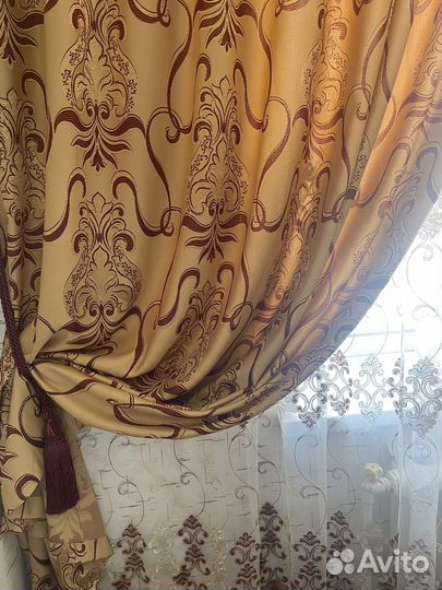 Шторы с тюлью и подхватами