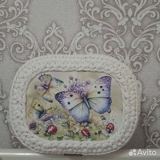 Вязаная корзина