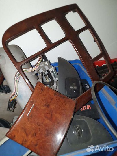 Вставки дерева на мерседес 220