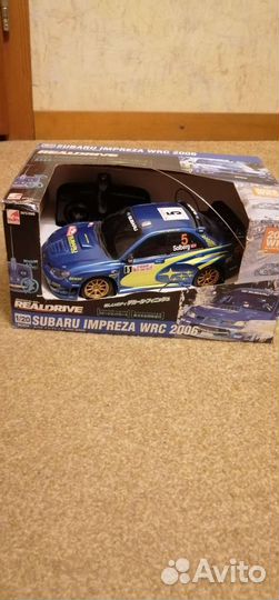 Машинка Субару на пульте управления
