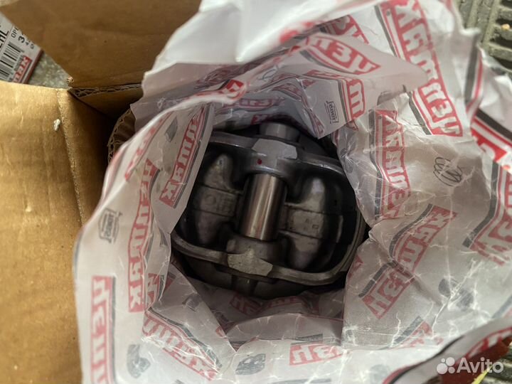 Поршень d81 Opel Astra Vectra 1.8i X18XE z18xer